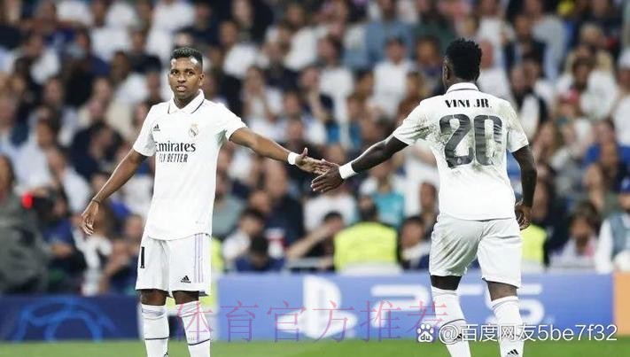 跟队:皇马考虑签下约罗后将他外租 避免阵容臃肿